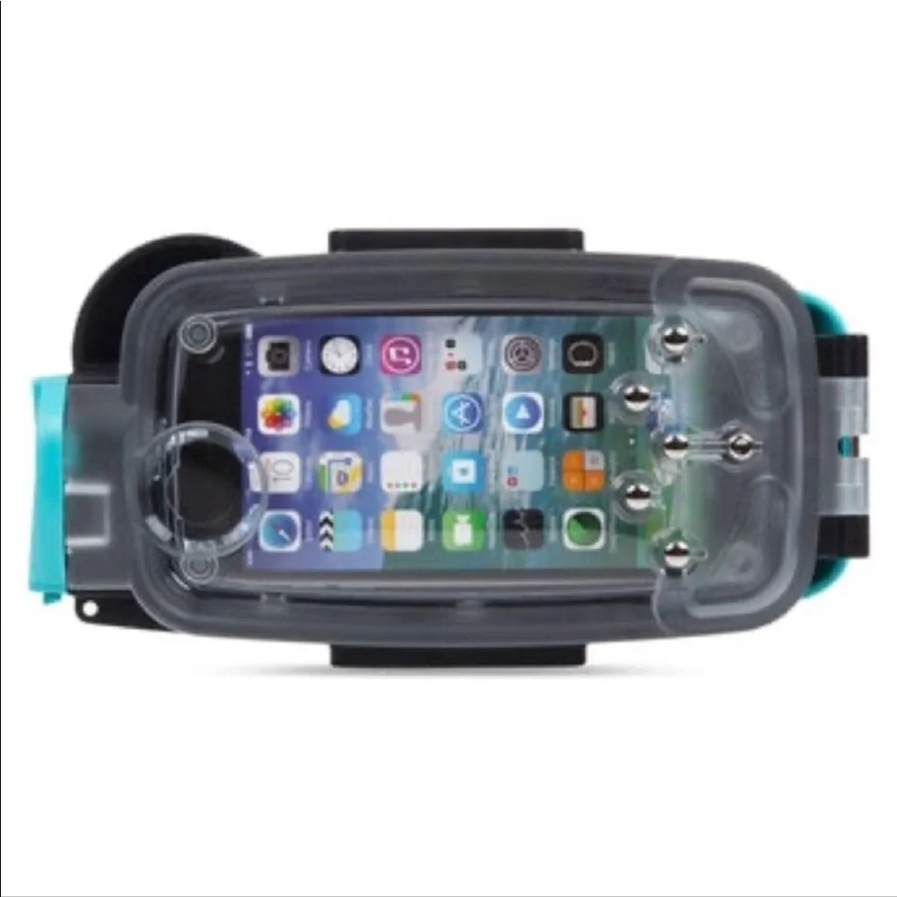 NWOT Watershot Pro for iPhone 6/6s